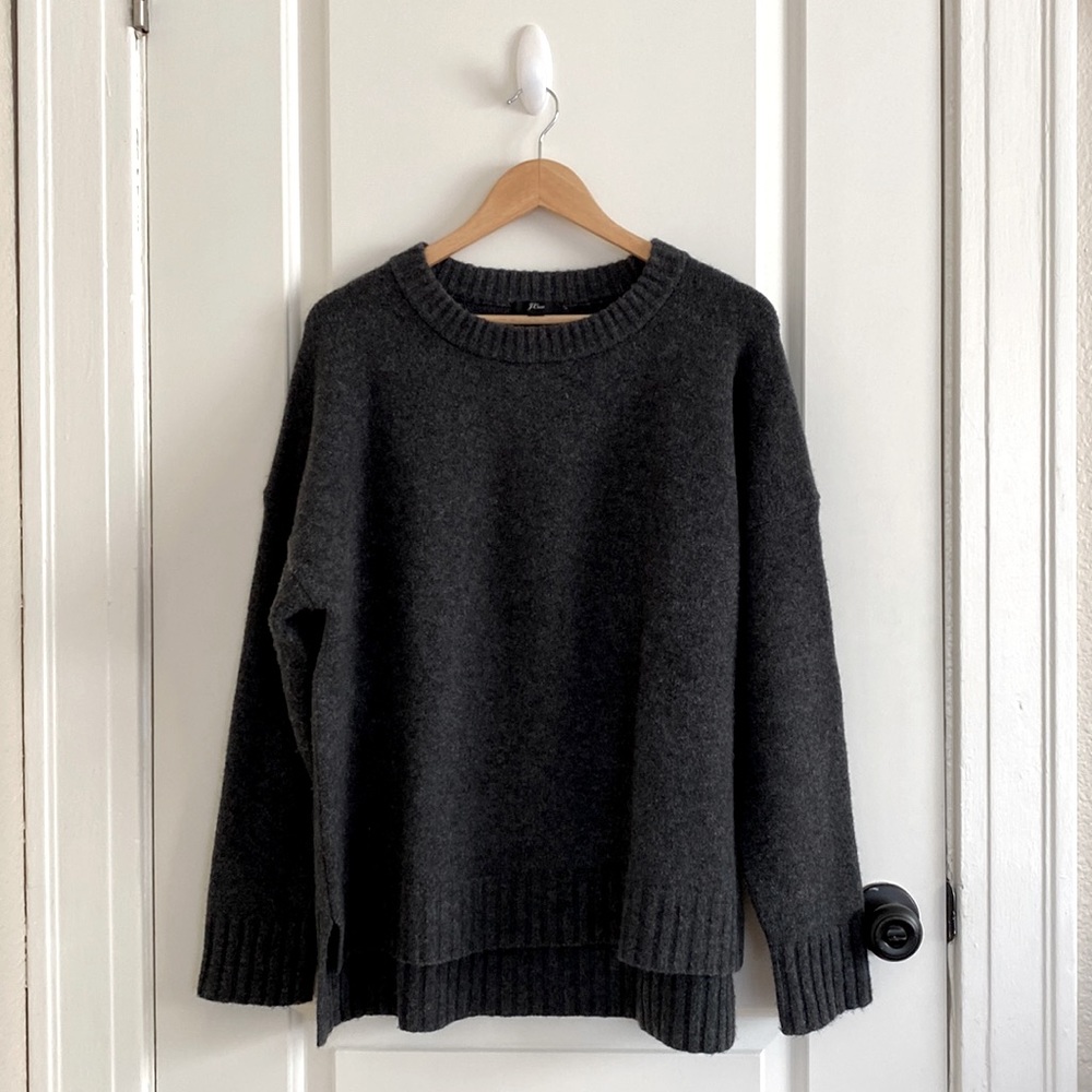 J.Crew Oversized Crewneck Sweater in Supersoft Yarn in Heather Charcoal | L